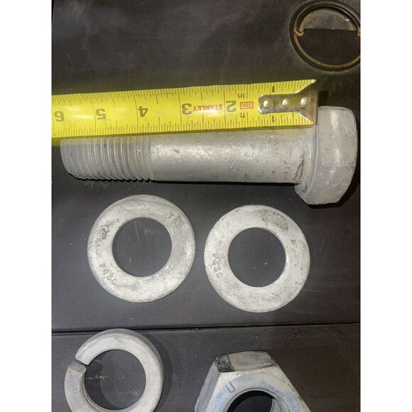 1‎ 1/2" X 6" Galvanized Bolt With Washers - Picture 1 of 7
